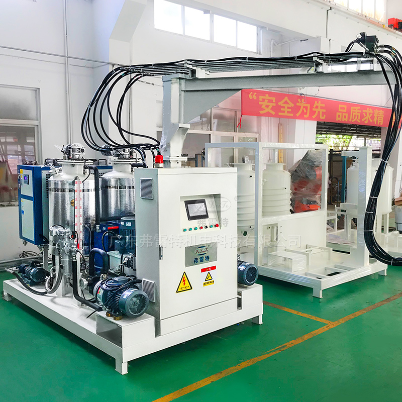 動車減震墊高壓發(fā)泡機